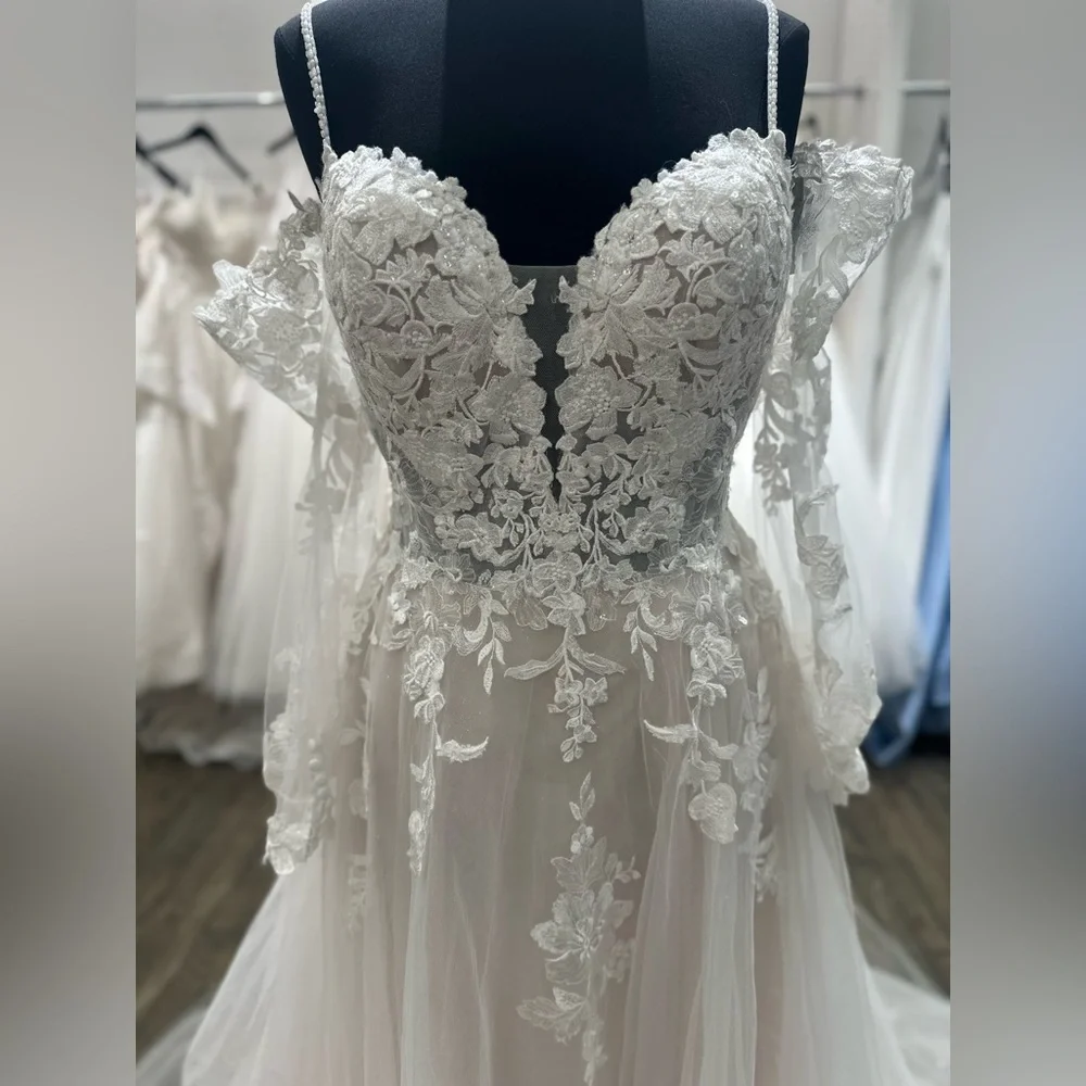 Maggie Sottero Stevie with Bishop Sleeves Cold Shoulder - Picture 2 of 4